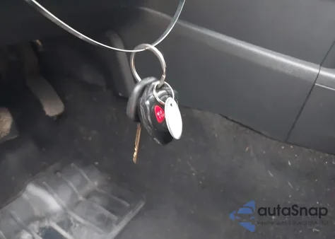 2010 Toyota Matrix z USA, uszkodzony, nr VIN 2T1KU4EE7AC255292